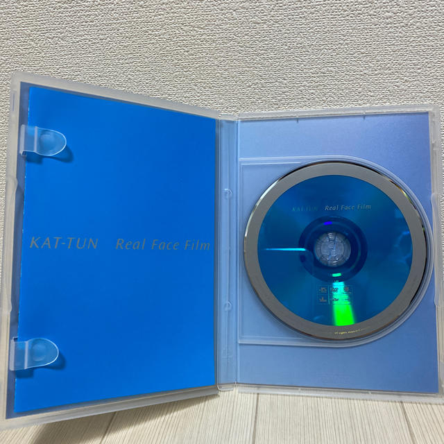 KAT-TUN(カトゥーン)の【 KAT-TUN】Real　Face　Film　通常盤 DVD エンタメ/ホビーのDVD/ブルーレイ(ミュージック)の商品写真
