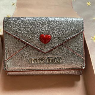 ミュウミュウ(miumiu)のMIUMIU ミニ財布 ミニウォレット ラブレター シルバー 新品未使用(財布)