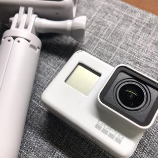 ゴープロ(GoPro)のGoPro HERO7 BLACK LIMITED EDITION おまけ付き！(ビデオカメラ)