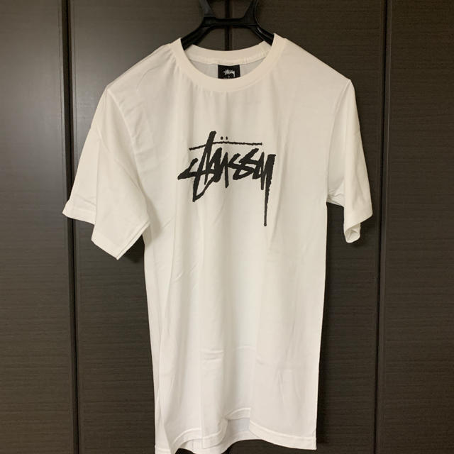 【stussy】T-shirt