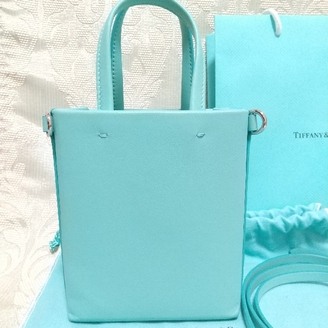 Tiffany & Co.(ティファニー)の【日本限定】ティファニー ショッピングトート ミニ ブルー ショッパー レディースのバッグ(ショルダーバッグ)の商品写真