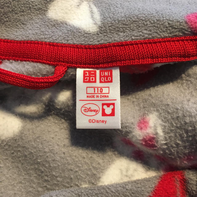 UNIQLO(ユニクロ)のUNIQLO ミニーマウスフリース 110cm キッズ/ベビー/マタニティのキッズ服女の子用(90cm~)(ジャケット/上着)の商品写真