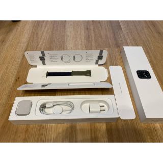 アップルウォッチ(Apple Watch)のApple Watch series5 40mm(腕時計(デジタル))