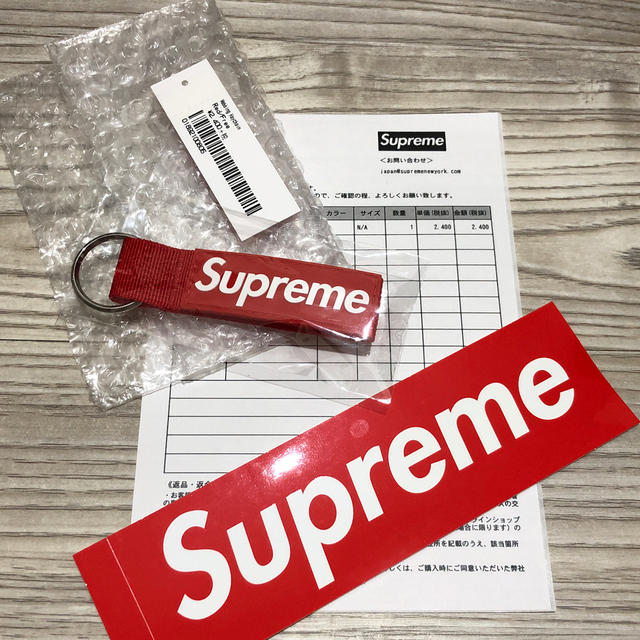 Supreme(シュプリーム)のシュプリーム キーチェーン supreme keychain 赤 メンズのファッション小物(キーホルダー)の商品写真