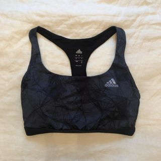 アディダス(adidas)の未使用！adidas アディダス スポーツブラ Mサイズ(トレーニング用品)