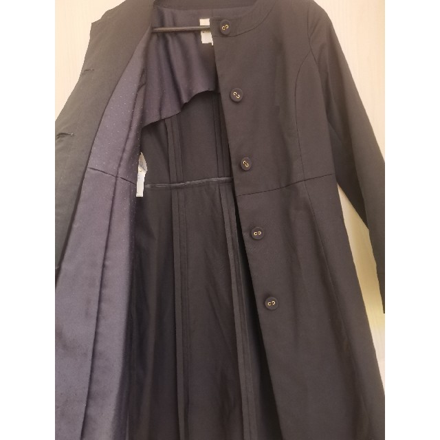 kumikyoku（組曲）(クミキョク)の組曲　ノーカラーコート　Ｓサイズ　Mサイズ レディースのジャケット/アウター(トレンチコート)の商品写真