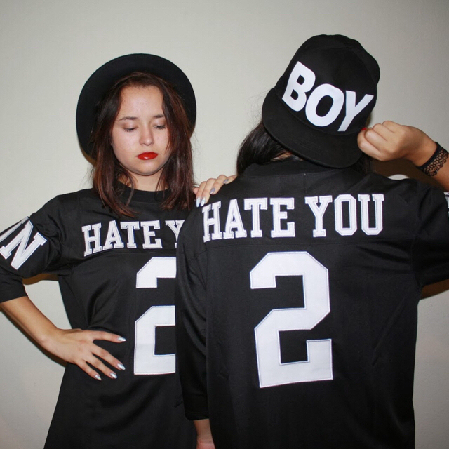 UNIF(ユニフ)のunif hate u jersey レディースのトップス(Tシャツ(長袖/七分))の商品写真