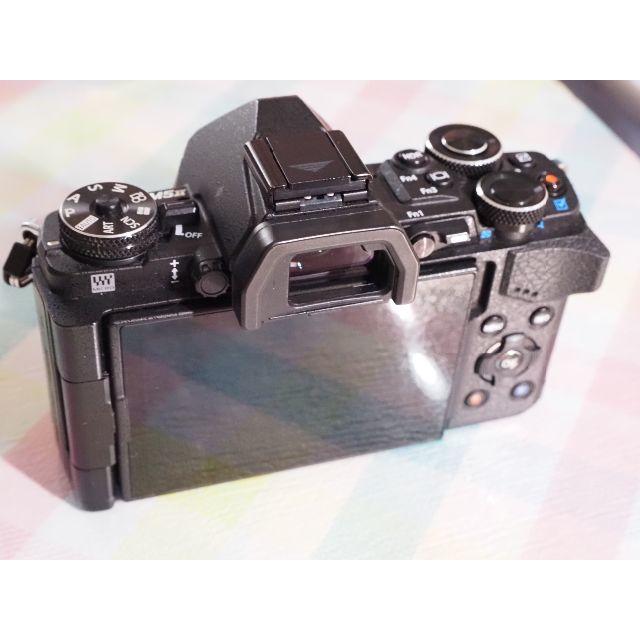 OLYMPUS(オリンパス)のオリンパス OM-D E-M5 Mark II ボディのみ スマホ/家電/カメラのカメラ(ミラーレス一眼)の商品写真