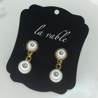 【la vable】パールスウィングピアス(ピアス)