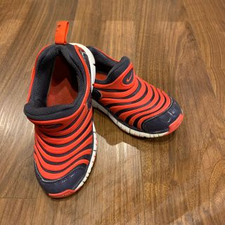 ナイキ(NIKE)のナイキ　キッズ　20.5 ダイナモフリー　ネイビー／オレンジ(スニーカー)