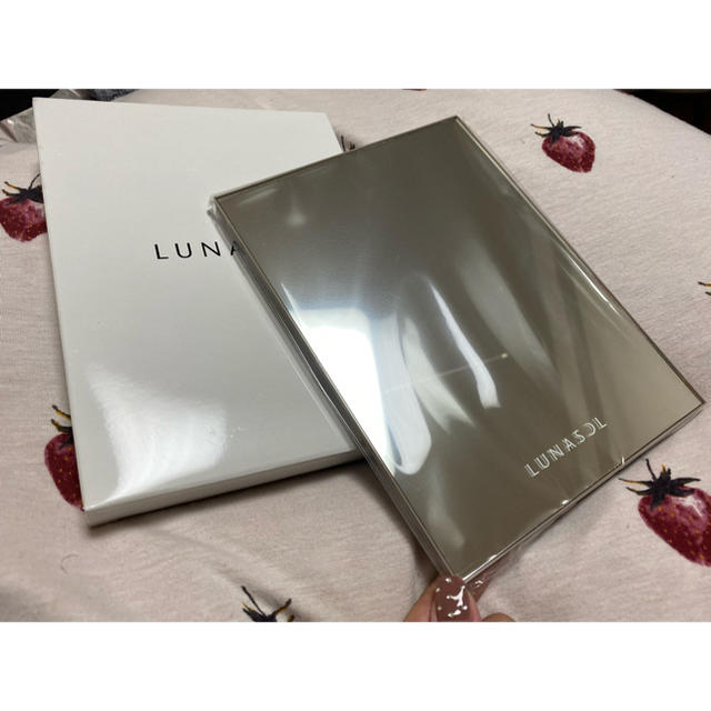 LUNASOL(ルナソル)のLUNASOL 2020AWベースメイクアップキットギフト（ミラー）💄 レディースのファッション小物(ミラー)の商品写真