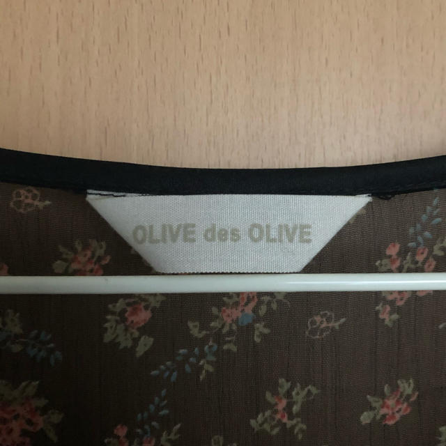 OLIVEdesOLIVE(オリーブデオリーブ)のオリーブデオリーブ　Olive des Olive 花柄ワンピース　チュニック レディースのワンピース(ミニワンピース)の商品写真