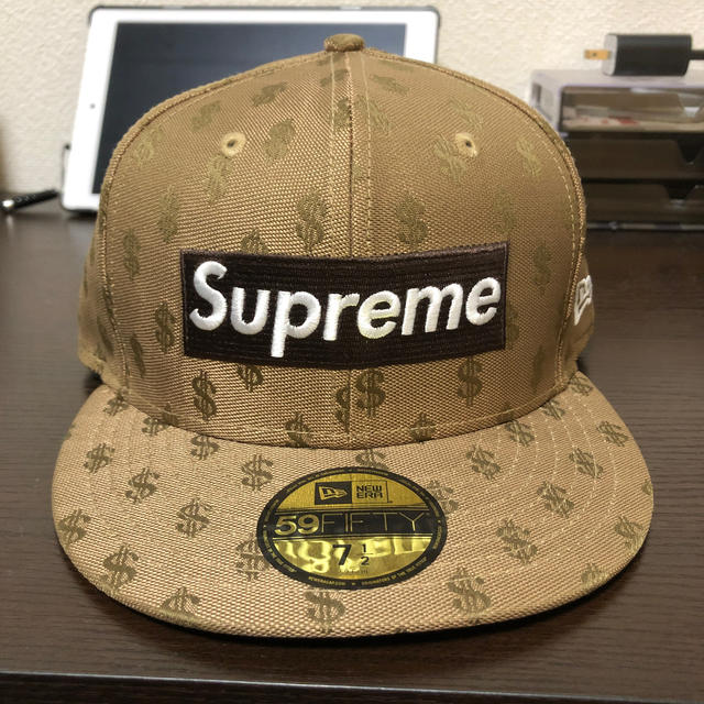 Supreme(シュプリーム)のシュプリーム  ニューエラ　ボックスロゴ　キャップ メンズの帽子(キャップ)の商品写真