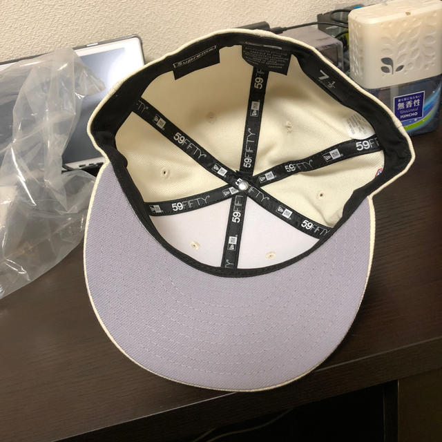 Supreme(シュプリーム)のシュプリーム   ニューエラ　ボックスロゴ　キャップ メンズの帽子(キャップ)の商品写真