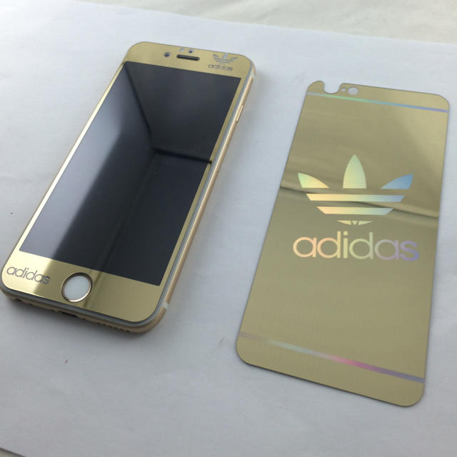 adidas(アディダス)の海外限定アディダスアイフォン6強化ガラス スマホ/家電/カメラのスマホアクセサリー(保護フィルム)の商品写真