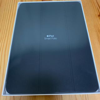 アップル(Apple)の11インチiPad Pro（第2世代）用Smart Folio - ブラック(iPadケース)