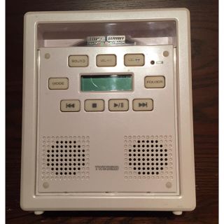 ツインバード(TWINBIRD)のツインバード AV-J169 防水 CDプレーヤー mp3対応(ポータブルプレーヤー)