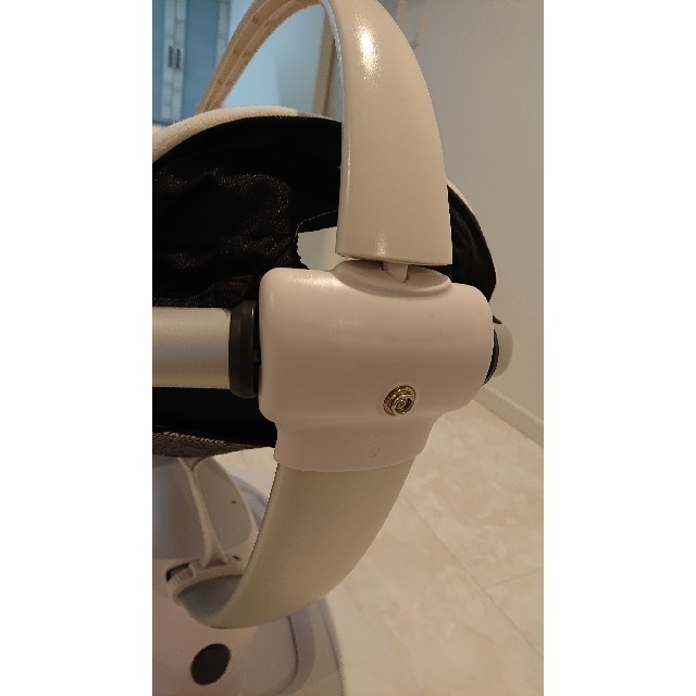 4moms 電動バウンサーの通販 by やま's shop|フォーマムズならラクマ - 4moms mamaRoo 通販大特価
