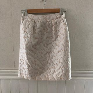 ナチュラルビューティーベーシック(NATURAL BEAUTY BASIC)の【美品】NATURAL BEAUTY BASIC タイトスカート(ひざ丈スカート)