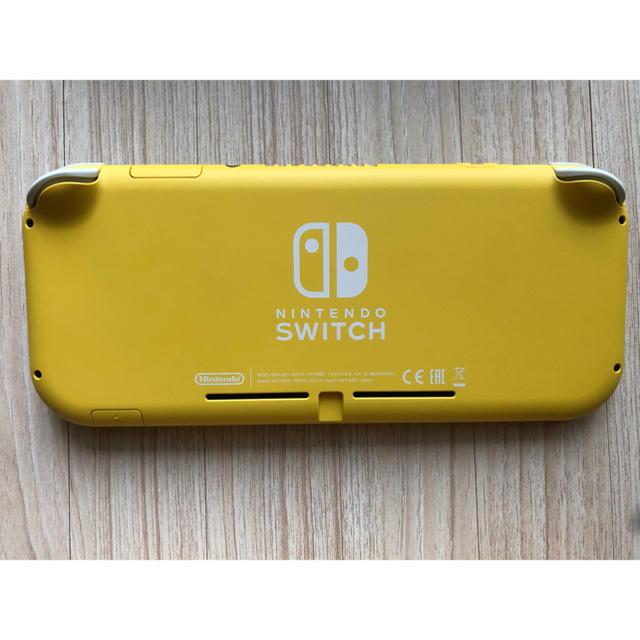 Nintendo Switch Lite イエロー　*ケース付き*