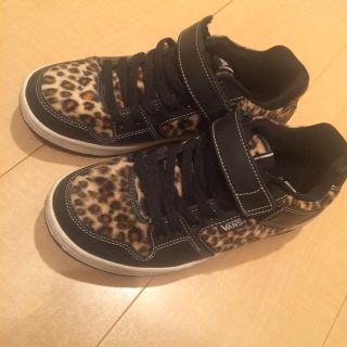 ヴァンズ(VANS)のVANSヒョウ柄スニーカー(スニーカー)