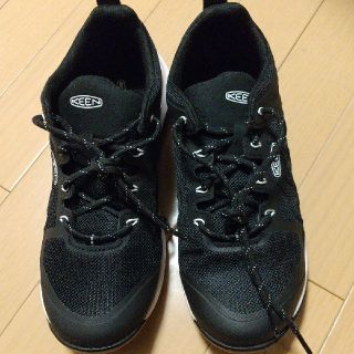 キーン(KEEN)のキーン　keen 24cm スニーカー　黒(スニーカー)