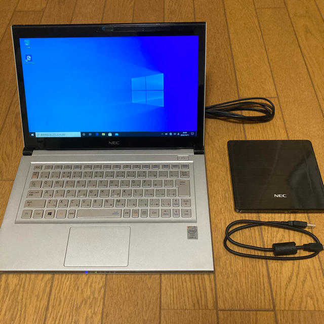 NEC(エヌイーシー)のNECノートパソコン スマホ/家電/カメラのPC/タブレット(ノートPC)の商品写真