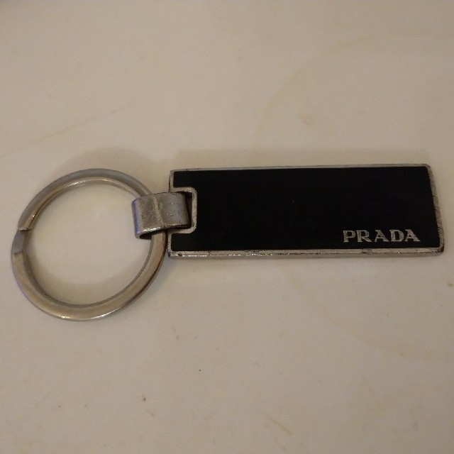 PRADA(プラダ)のプラダ　キーホルダー メンズのファッション小物(キーホルダー)の商品写真