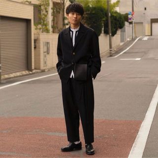 サンシー(SUNSEA)のuru 20ss 2釦jacket+pants ほぼ未使用　タグ付き(セットアップ)