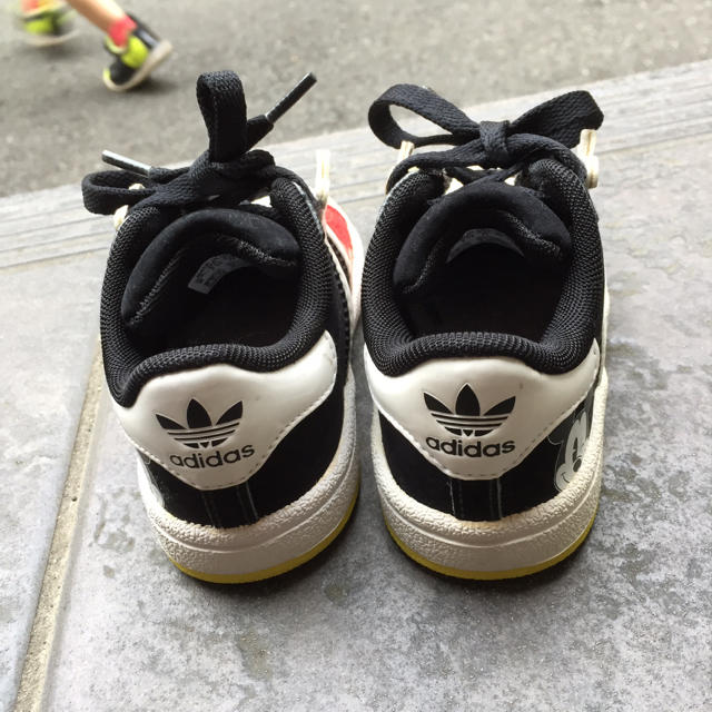 adidas(アディダス)のadidas  キッズシューズ キッズ/ベビー/マタニティのベビー靴/シューズ(~14cm)(スニーカー)の商品写真