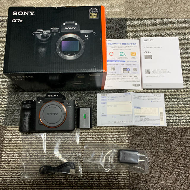 ソニー α7III  [ILCE-7M3] 極美品