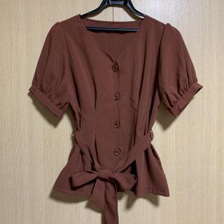 イング(INGNI)の＊美品＊イング ペプラムブラウス(シャツ/ブラウス(半袖/袖なし))