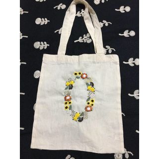 刺繍バッグ　花のリース　樋口愉美子参考(その他)