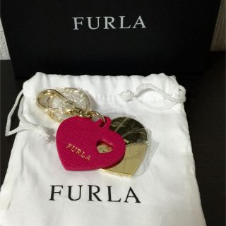 フルラ(Furla)の限定セール新品 フルラ ハート型チャーム(キーホルダー)