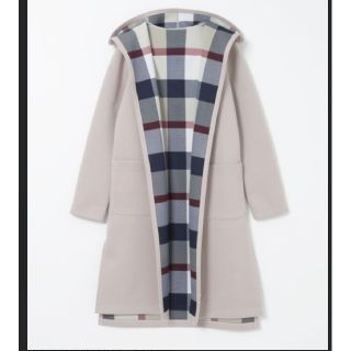 バーバリーブルーレーベル(BURBERRY BLUE LABEL)の新品未使用タグ付き ブルーレーベルクレストブリッジ コーディガン リバーシブル(ダウンコート)