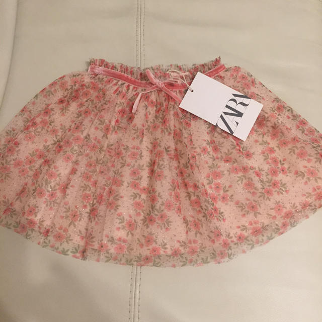 ZARA KIDS(ザラキッズ)のZARAスカート キッズ/ベビー/マタニティのキッズ服女の子用(90cm~)(スカート)の商品写真