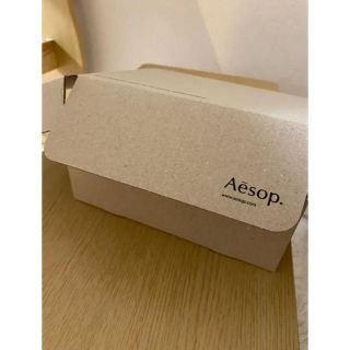 イソップ(Aesop)の新品未使用イソップAesopギフトボックス包装紙入り(ラッピング/包装)