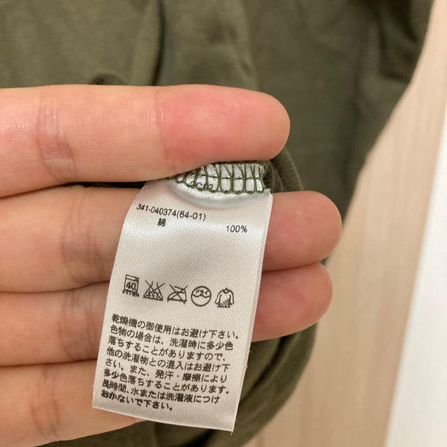 GU(ジーユー)のタートルネックTシャツ　カーキ メンズのトップス(Tシャツ/カットソー(七分/長袖))の商品写真