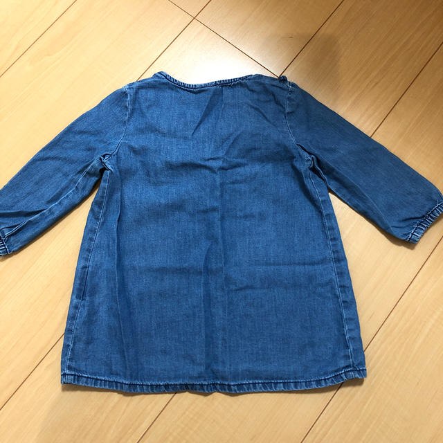 H&M(エイチアンドエム)のH&M Babyチュニック風デニムワンピース キッズ/ベビー/マタニティのベビー服(~85cm)(ワンピース)の商品写真