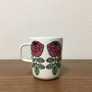 マリメッコ(marimekko)の新品未使用  マリメッコ   ヴィヒキルース  マグカップ(食器)