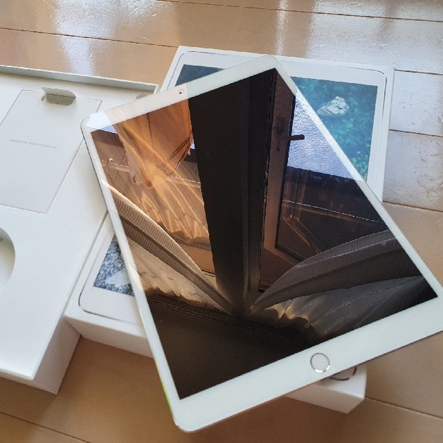 iPad Pro10.5インチ64GB シルバー(本体+箱のみ)