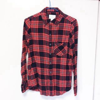 フォーエバートゥエンティーワン(FOREVER 21)の新品 交渉ok(^-^) 送料込み(シャツ/ブラウス(長袖/七分))