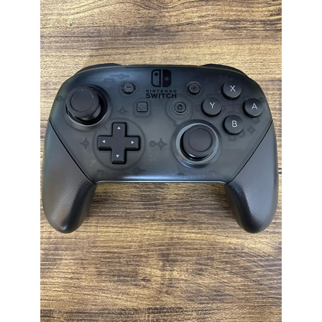 Nintendo Switch Pro コントローラー