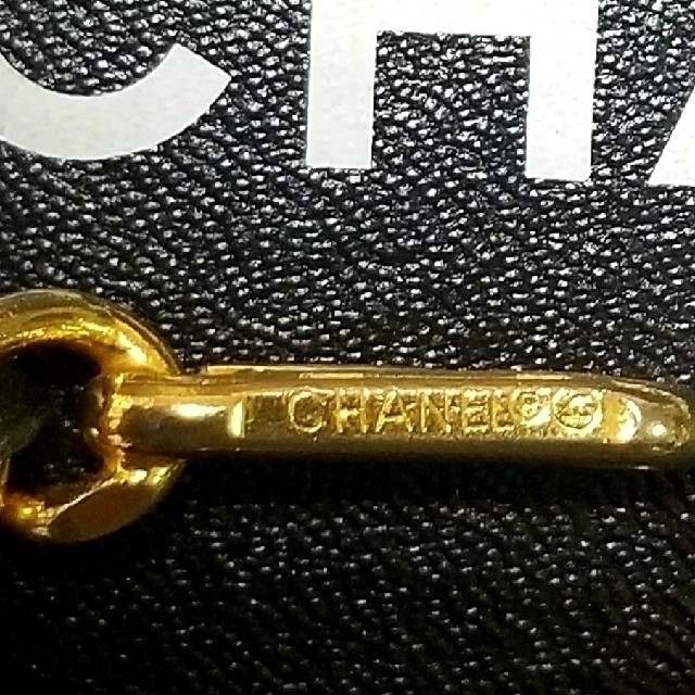 CHANEL(シャネル)のCHANELシャネル　正規品鑑定済中古　CoCoマークヴィンテージチェーンベルト レディースのファッション小物(ベルト)の商品写真