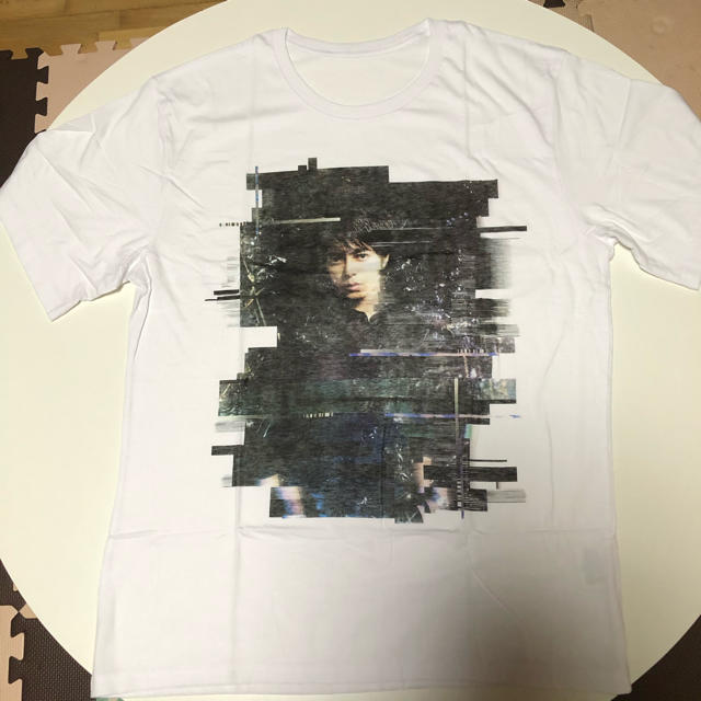 山下智久(ヤマシタトモヒサ)の【未使用品】山下智久ツアーＴシャツ　代々木限定品 エンタメ/ホビーのタレントグッズ(アイドルグッズ)の商品写真