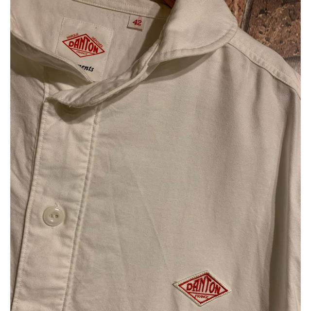 DANTON(ダントン)のダントン プルオーバーシャツ 白 42 美品 メンズのトップス(シャツ)の商品写真