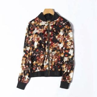 ザラ(ZARA)の花柄ジャケット　花柄ブルゾン　総柄　モード系　ショート丈　ライトアウター(ブルゾン)