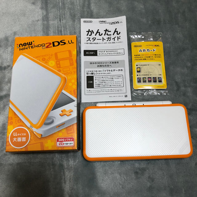 任天堂(ニンテンドウ)の【みそしる様専用】Newニンテンドー2DS LL ホワイト×オレンジ エンタメ/ホビーのゲームソフト/ゲーム機本体(携帯用ゲーム機本体)の商品写真