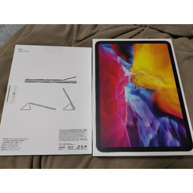 iPad Pro　11インチ　第2世代　256g applecare付き