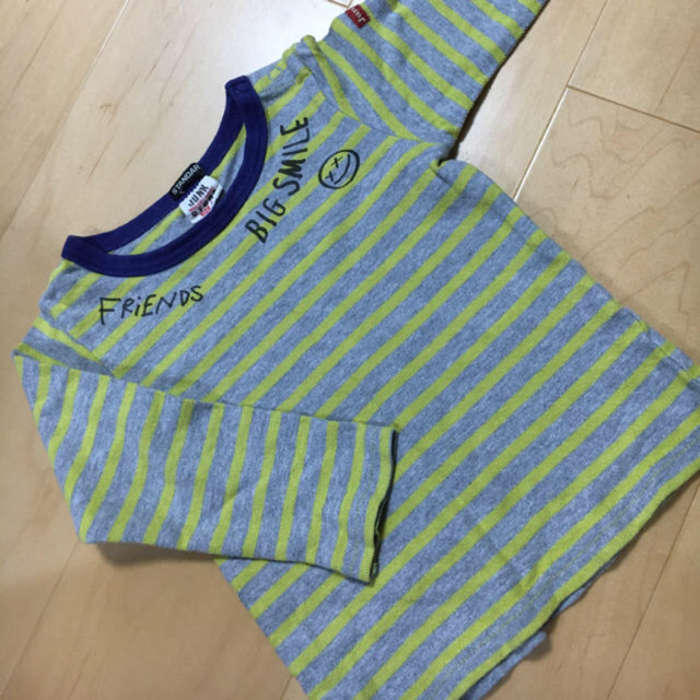 babyGAP(ベビーギャップ)のbaby GAP ロングTシャツ　90 ジャンクストアボーダーT キッズ/ベビー/マタニティのキッズ服男の子用(90cm~)(Tシャツ/カットソー)の商品写真